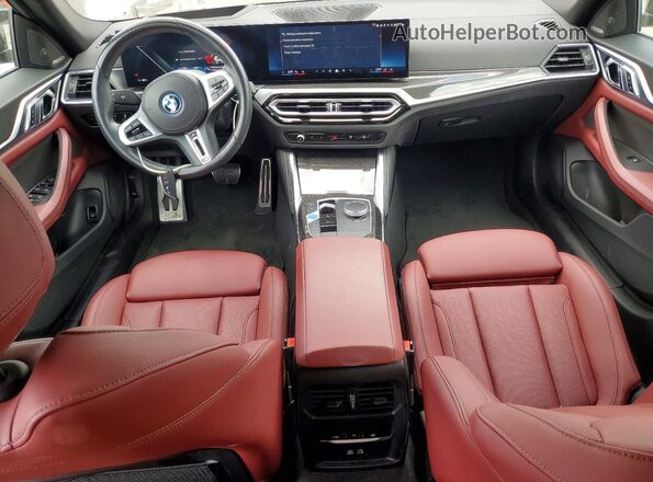 WBY33AW09RFS55255 2024 BMW I4 White Առջևի վահանակի տեսք