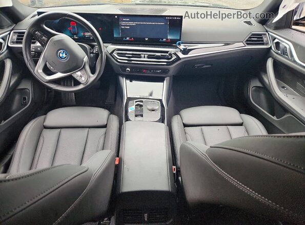 WBY43AW07PFP83233 2023 BMW I4 Черный Вид панели приборов