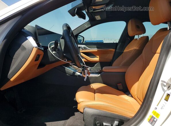 WBY73AW05RFR79932 2024 BMW I4 White Front interior view