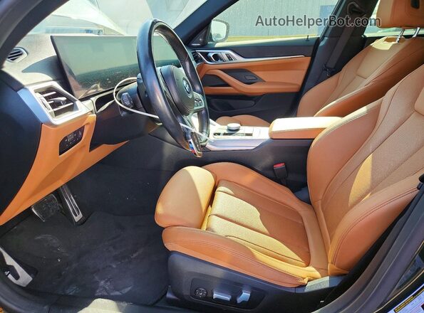 WBY73AW0XPFR25023 2023 BMW I4 Green წინა სალონის ხედი