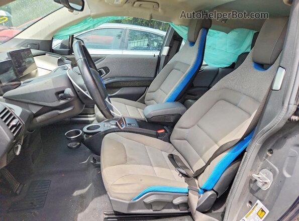 WBY7Z8C51JVB87622 2018 BMW I3 Blue Vista interior delantera