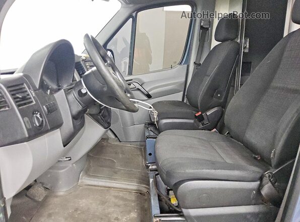 WD3PE7CD3JP643209 2018 MERCEDES-BENZ SPRINTER Blue Սալոնի դիմացի տեսք