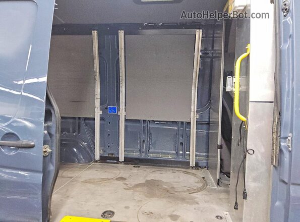 WD3PE7CD3JP643209 2018 MERCEDES-BENZ SPRINTER Blue Սալոնի հետևի տեսք
