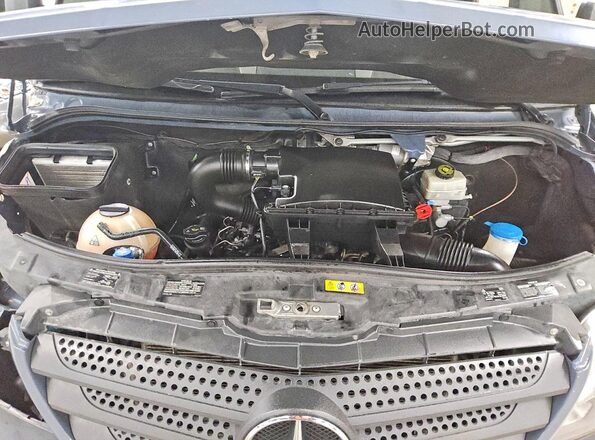 WD3PE7CD3JP643209 2018 MERCEDES-BENZ SPRINTER Blue Շարժիչի բաժամունքի տեսք