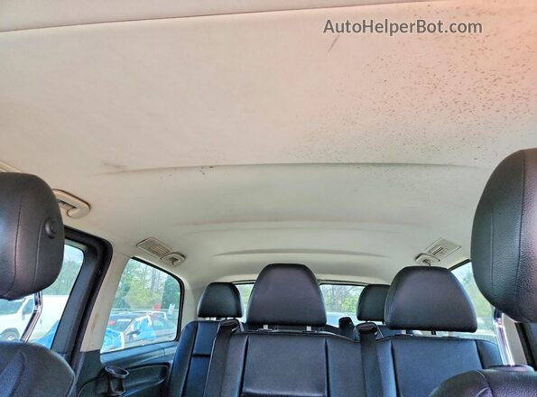 WD4PG2EE9J3353420 2018 MERCEDES-BENZ METRIS Черный Вид задних сидений