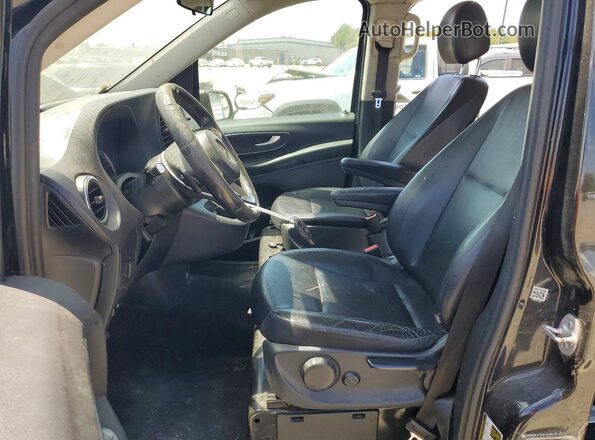 WD4PG2EE9J3357385 2018 MERCEDES-BENZ METRIS Black Vista interior delantera