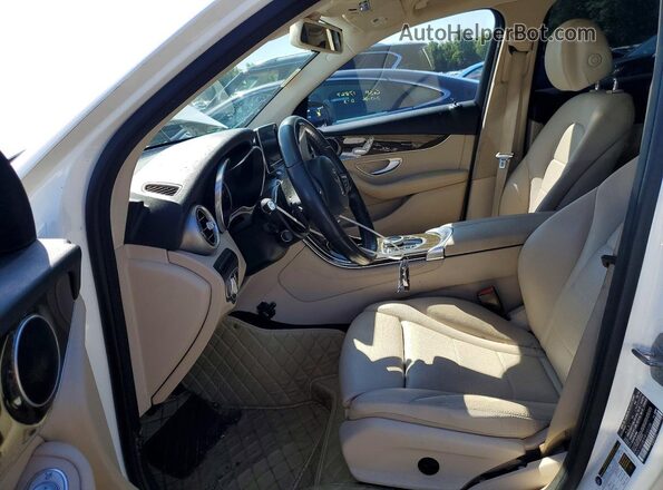 WDC0G4JB1HF155128 2017 MERCEDES-BENZ GLC-CLASS White Вид салону спереду