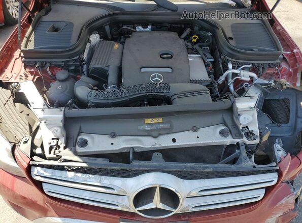 WDC0G4JB1JV098117 2018 MERCEDES-BENZ GLC-CLASS Burgundy Vista del compartimento del motor