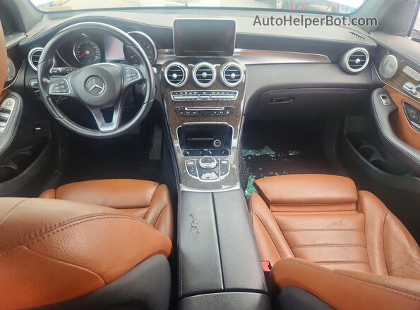 WDC0G4JB6HF132895 2017 MERCEDES-BENZ GLC-CLASS White Вид панелі приладів