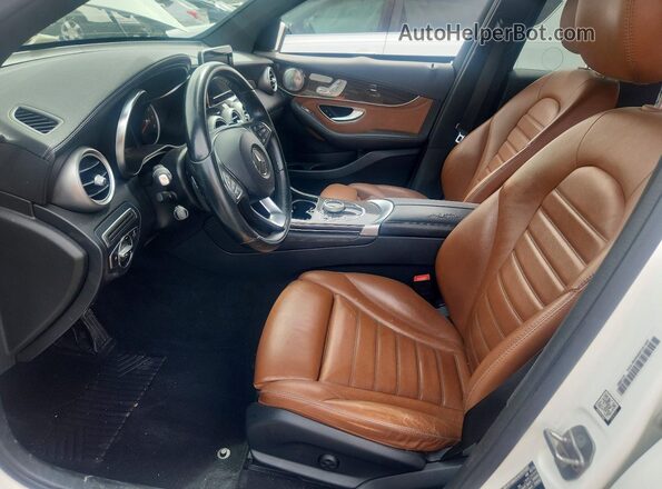 WDC0G4JB6HF132895 2017 MERCEDES-BENZ GLC-CLASS White Вид салону спереду