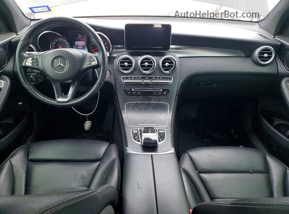 WDC0G4JB7HF130623 2017 MERCEDES-BENZ GLC-CLASS Черный Вид панели приборов