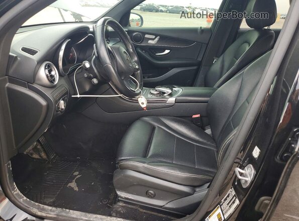 WDC0G4JB7HF130623 2017 MERCEDES-BENZ GLC-CLASS Черный Вид салона спереди