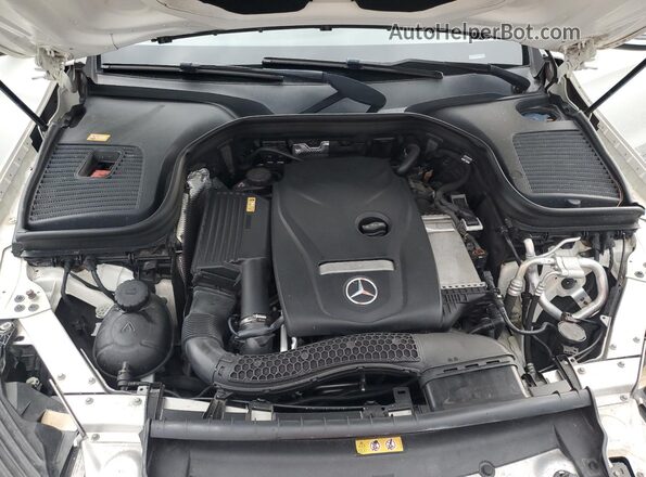 WDC0G4JB9GF033034 2016 MERCEDES-BENZ GLC-CLASS White Rear interior view