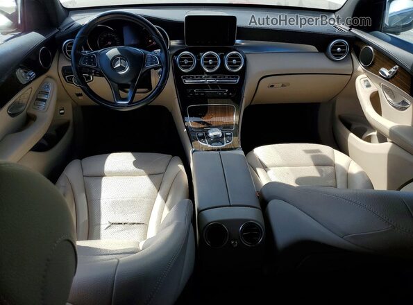 WDC0G4JB9HF245143 2017 MERCEDES-BENZ GLC-CLASS White Вид панелі приладів