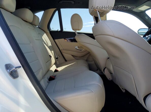 WDC0G4JB9HF245143 2017 MERCEDES-BENZ GLC-CLASS White Вид задніх сидінь