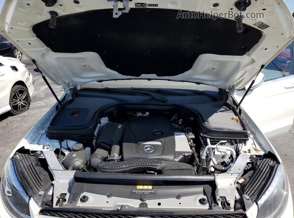 WDC0G4JB9HF245143 2017 MERCEDES-BENZ GLC-CLASS White Вид задньої частини салону