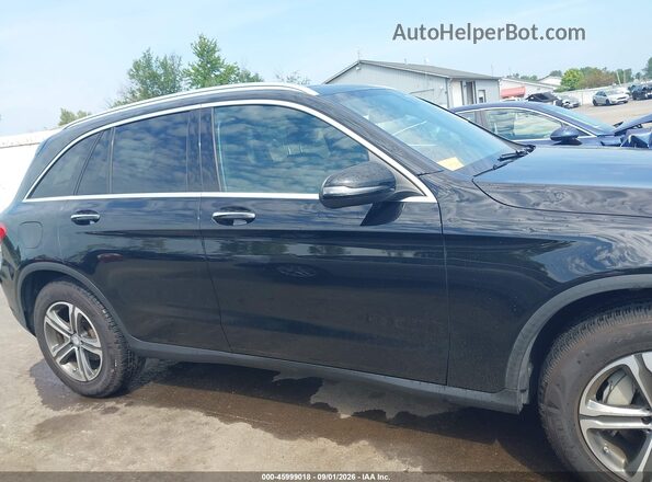 WDC0G4KB1HF133953 2017 MERCEDES-BENZ GLC 300 Black Rear interior view