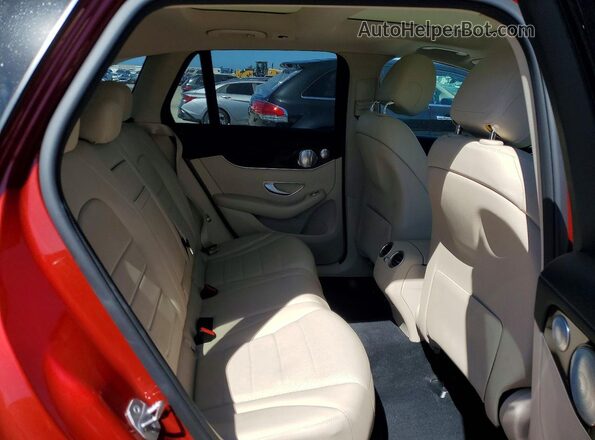 WDC0G4KB2HV009678 2017 MERCEDES-BENZ GLC-CLASS Красный Вид задней части салона