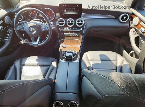 WDC0G4KB3HF126731 2017 MERCEDES-BENZ GLC-CLASS Black წინა პანელის ხედი