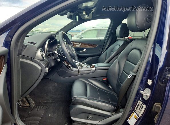 WDC0G4KB5HF131624 2017 MERCEDES-BENZ GLC-CLASS Blue Front interior view