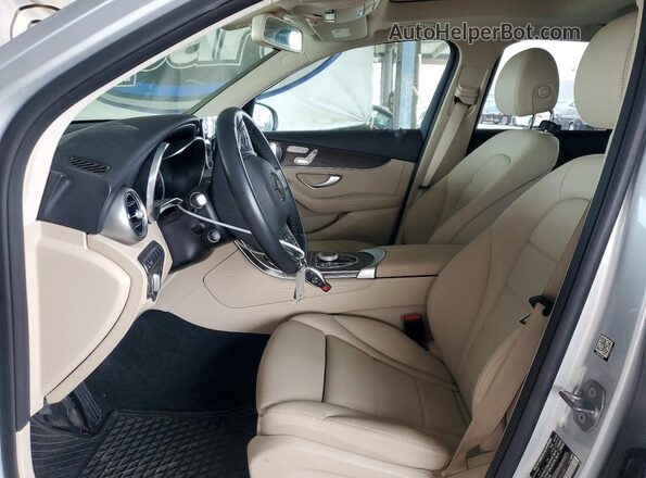 WDC0G4KB6KF581631 2019 MERCEDES-BENZ GLC-CLASS Silver წინა სალონის ხედი
