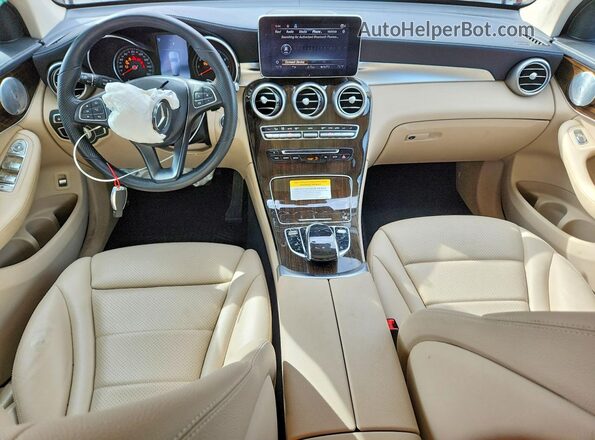 WDC0G4KB6KV155864 2019 MERCEDES-BENZ GLC-CLASS Red Dashboard view