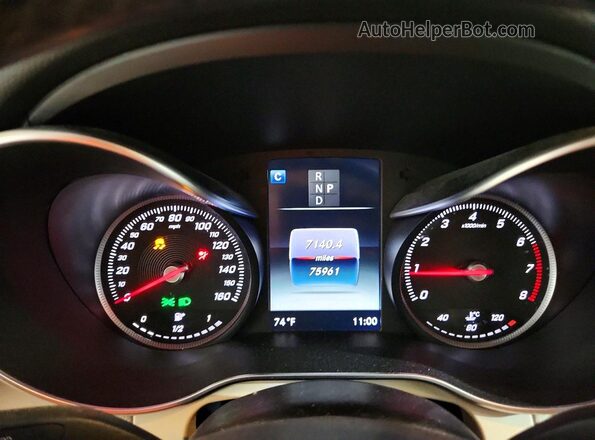 WDC0G4KB7HF144729 2017 MERCEDES-BENZ GLC-CLASS White Widok zestawu wskaźników
