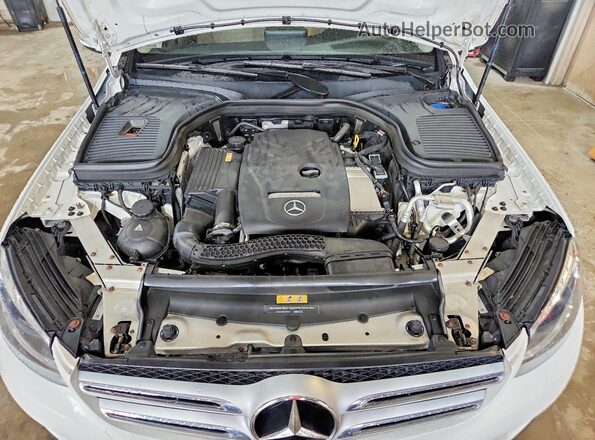 WDC0G4KB7HF144729 2017 MERCEDES-BENZ GLC-CLASS White Widok komory silnika