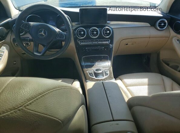WDC0G4KB9HF235081 2017 MERCEDES-BENZ GLC-CLASS Silver Вид панелі приладів