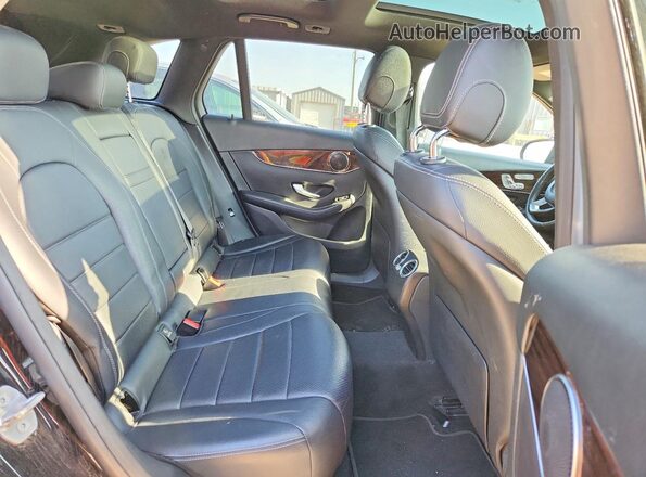 WDC0G4KBXHV011467 2017 MERCEDES-BENZ GLC-CLASS Black Widok tylnych siedzeń