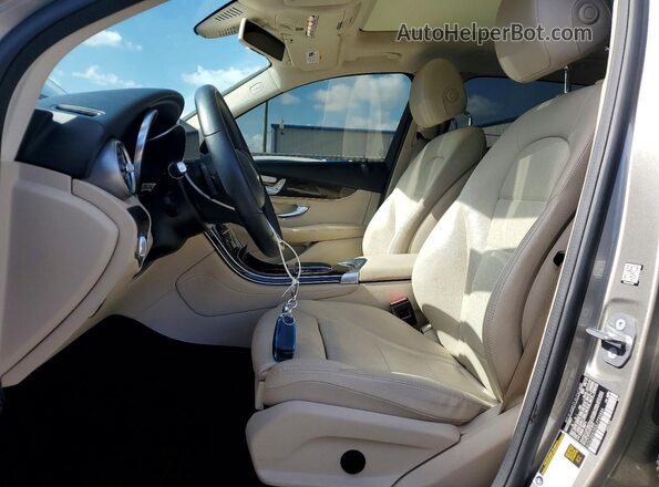 WDC0G8DB3LF725884 2020 MERCEDES-BENZ GLC-CLASS Серый Вид салона спереди