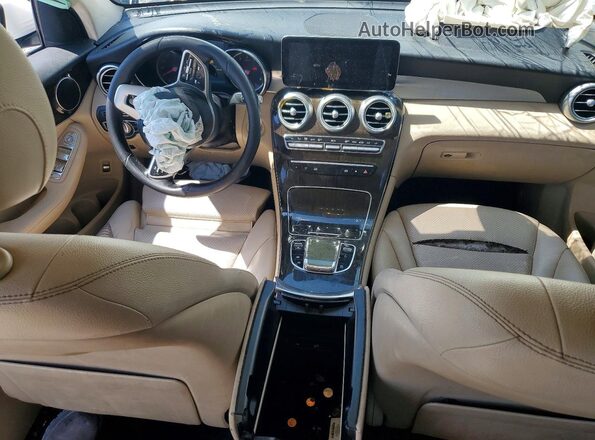 WDC0G8DB4LF733122 2020 MERCEDES-BENZ GLC-CLASS White Vista del salpicadero