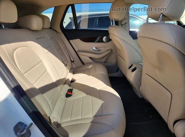 WDC0G8DB6LF737771 2020 MERCEDES-BENZ GLC-CLASS White Vista interior trasera