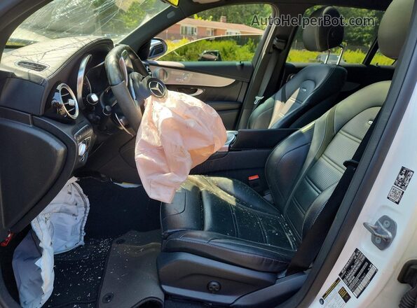 WDC0G8JB4JF474617 2018 MERCEDES-BENZ GLC-CLASS White Widok wnętrza z przodu