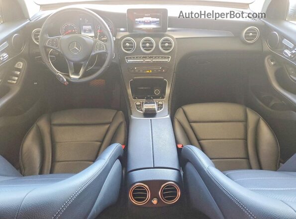 WDC0J4KB1HF148695 2017 MERCEDES-BENZ GLC-CLASS Серый Вид панели приборов