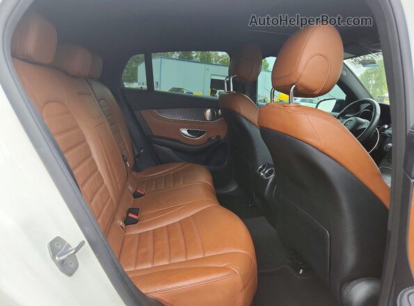 WDC0J4KB1HF285183 2017 MERCEDES-BENZ GLC-CLASS White Widok tylnych siedzeń