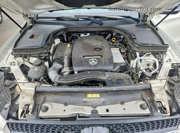 WDC0J4KB1HF285183 2017 MERCEDES-BENZ GLC-CLASS White Widok wnętrza z tyłu