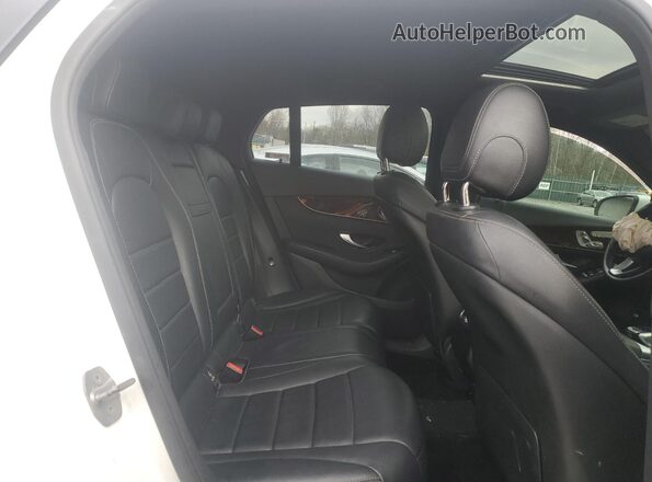 WDC0J4KB5JF347819 2018 MERCEDES-BENZ GLC-CLASS White Rear interior view