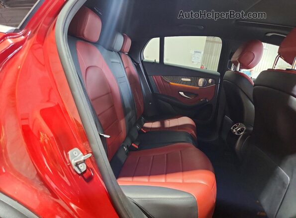 WDC0J4KB6JF436153 2018 MERCEDES-BENZ GLC-CLASS Красный Вид задней части салона