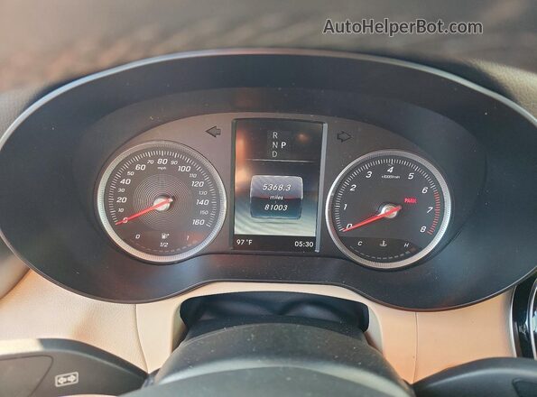 WDC0J4KB7JF392227 2018 MERCEDES-BENZ GLC-CLASS White Widok zestawu wskaźników