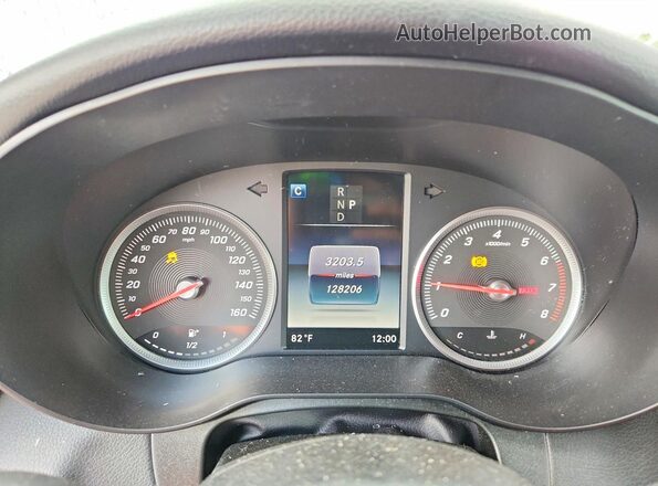 WDC0J4KBXJF346715 2018 MERCEDES-BENZ GLC-CLASS Gray ხელსაწყოთა პანელის ხედი