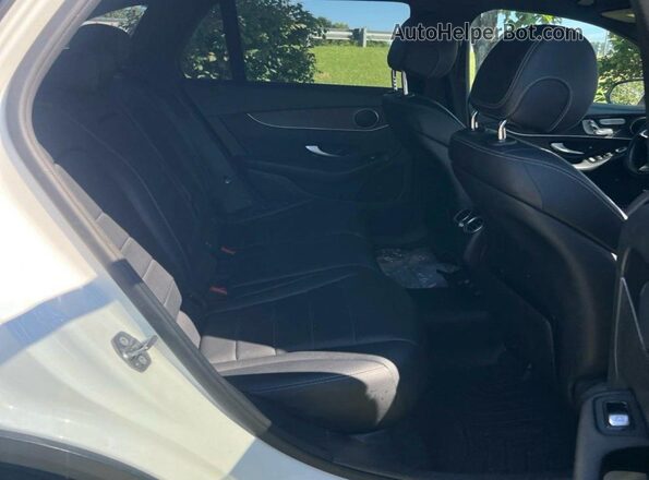 WDCG4KB3HF128169 2017 MERCEDES-BENZ GLC-CLASS White Սալոնի դիմացի տեսք