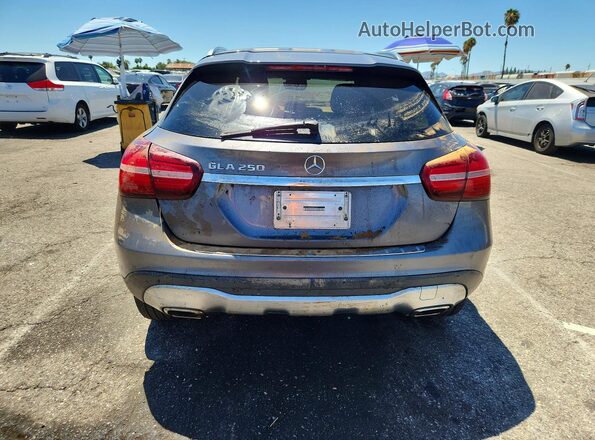 WDCTG4EB0KJ543110 2019 MERCEDES-BENZ GLA Gray Вид ззаду