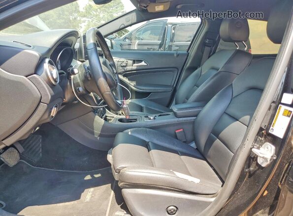 WDCTG4EB1HJ296298 2017 MERCEDES-BENZ GLA Black Widok wnętrza z przodu