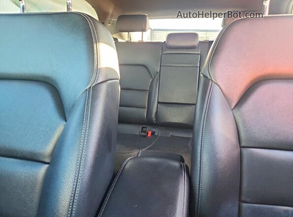 WDCTG4EB4KJ550688 2019 MERCEDES-BENZ GLA White Вид задніх сидінь