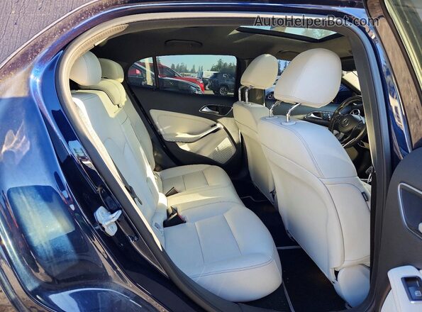 WDCTG4EB7JJ434609 2018 MERCEDES-BENZ GLA Синий Вид задней части салона