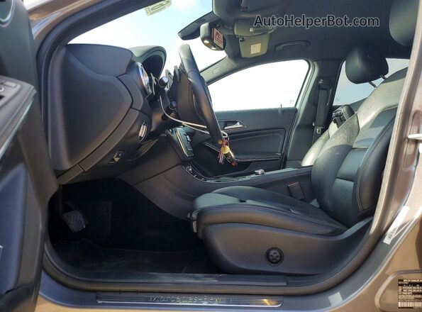 WDCTG4EB9GJ231388 2016 MERCEDES-BENZ GLA Gray Front interior view
