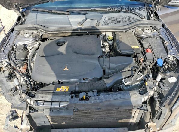 WDCTG4EB9GJ231388 2016 MERCEDES-BENZ GLA Gray Rear interior view