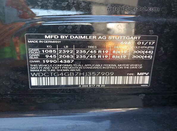 WDCTG4GB7HJ357909 2017 MERCEDES-BENZ GLA Black Панорамний вид салону 360°