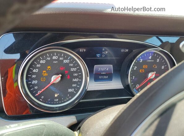 WDD1J6FB3JF020552 2018 MERCEDES-BENZ E Red Սարքավորումների վահանակի տեսք